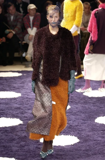 Look 17